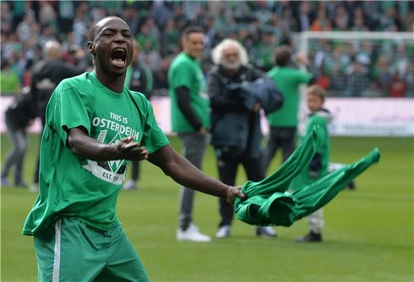  انطوني يوجا