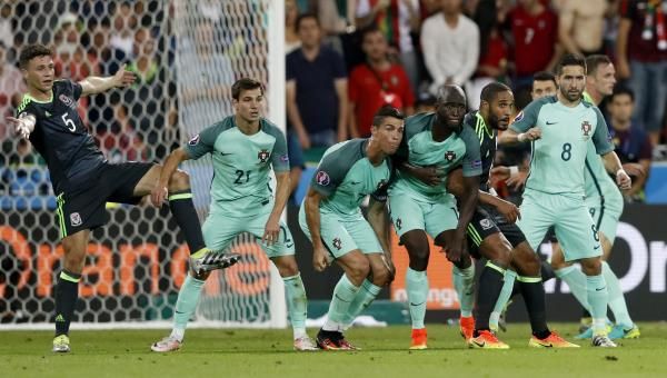 2016-07-06t204106z_110839266_mt1aci14472057_rtrmadp_3_soccer-euro-por-wal_reuters