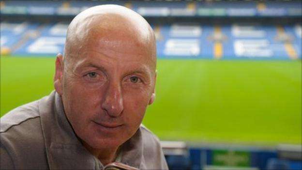 ميكي توماس،