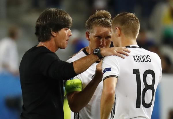 2016-07-02t205900z_110494740_mt1aci14467425_rtrmadp_3_soccer-euro-ger-ita_reuters