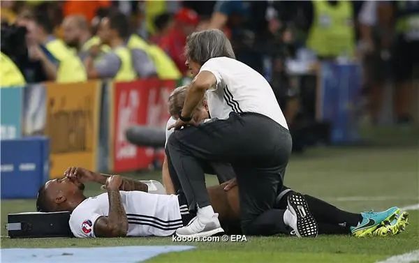 ?i=epa%2fsoccer%2f2016-07%2f2016-07-07%2f2016-07-07-05413898_epa