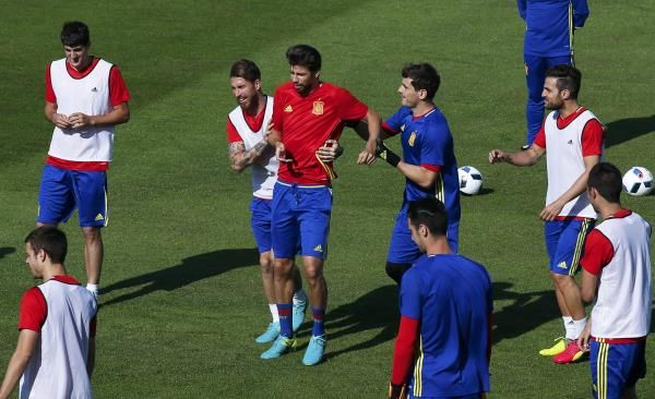 2016-06-24t175628z_863201538_lr1ec6o1dttd0_rtrmadp_3_soccer-euro-esp_reuters