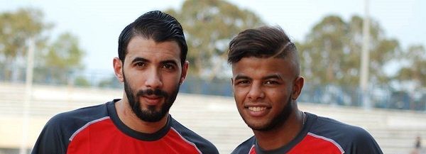 اللاعبان الجزائريان بلخيثر وبن عثمان