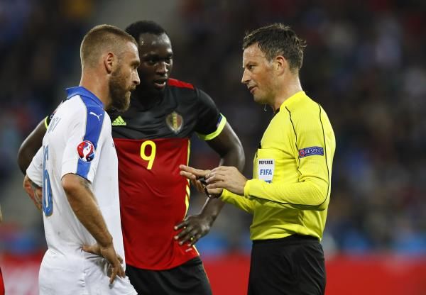 كلاتنبرج في مباراة بلجيكيا وايطاليا