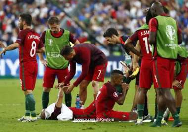 ?i=reuters%2f2016-07-10%2f2016-07-10t205931z_111185971_mt1aci14477486_rtrmadp_3_soccer-euro-por-fra_reuters