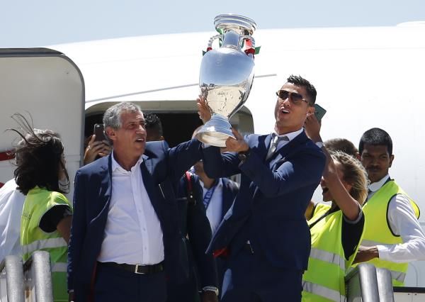 2016-07-11t125825z_1245608260_lr1ec7b1013iw_rtrmadp_3_soccer-euro_reuters