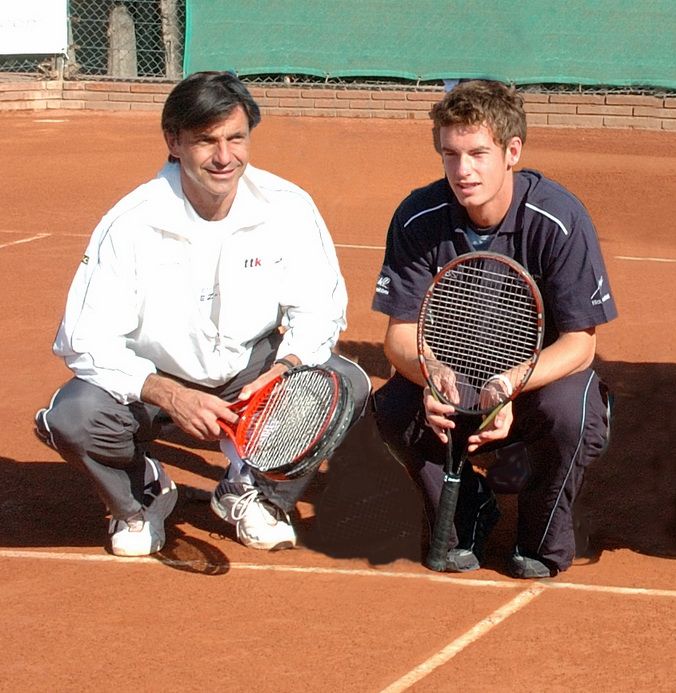 موراي وإميليو سانشيز فيكاريو