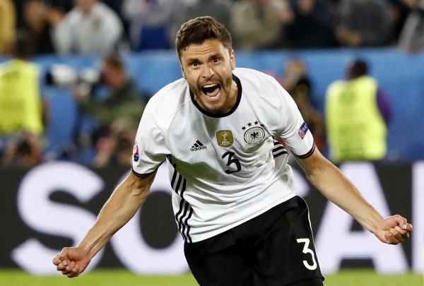 2016-07-02t220056z_110498456_mt1aci14467708_rtrmadp_3_soccer-euro-ger-ita_reuters