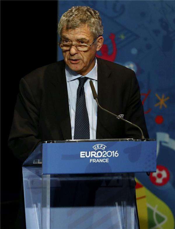 انخيل ماريا فيار