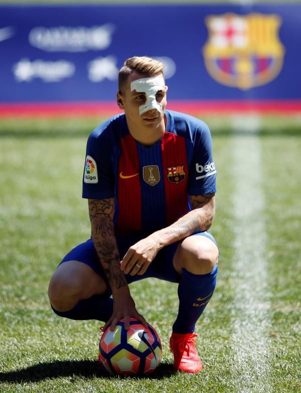 2016-07-14t121140z_724643902_d1betpnitwaa_rtrmadp_3_soccer-spain-fcb-digne_reuters