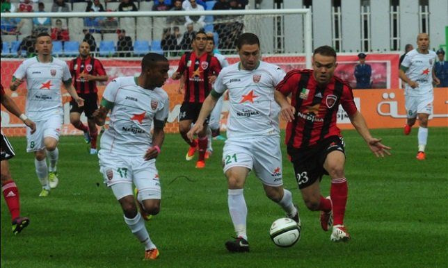 مباراة من الدوري الجزائري