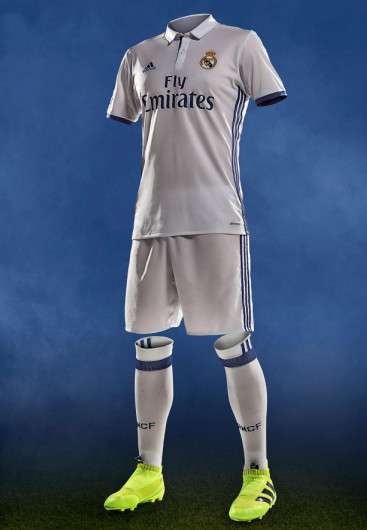 قميص ريال مدريد الجديد