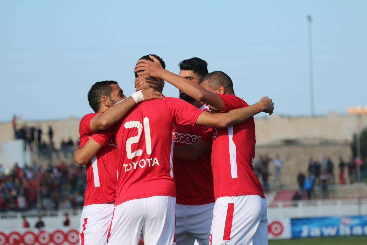 لاعبو النجم 