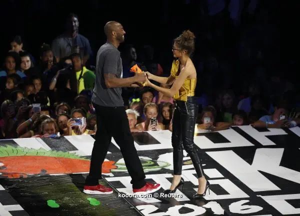 ?i=reuters%2f2016-07-15%2f2016-07-15t025059z_226327670_hp1ec7f07ww00_rtrmadp_3_awards-kidschoicesport_reuters