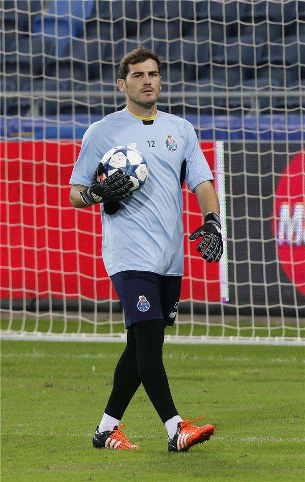 إيكر كاسياس