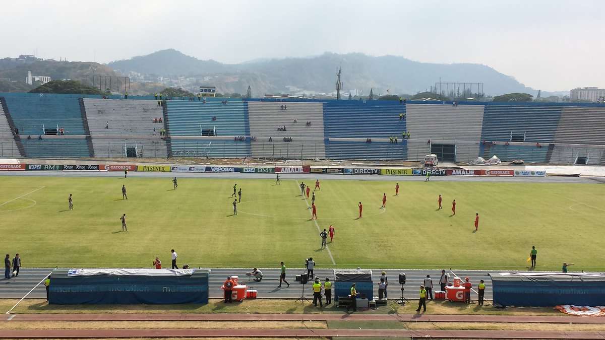 صورة من انطلاق اللقاء قبل تأجيله