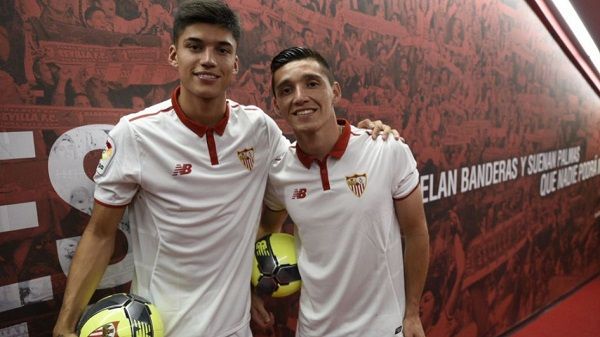 ماتياس كرانيفيتر على اليمين