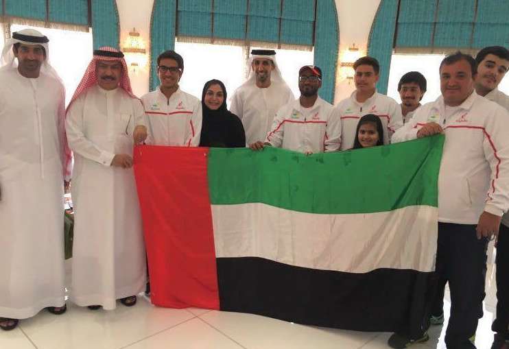  البراملي رفقة فريقه
