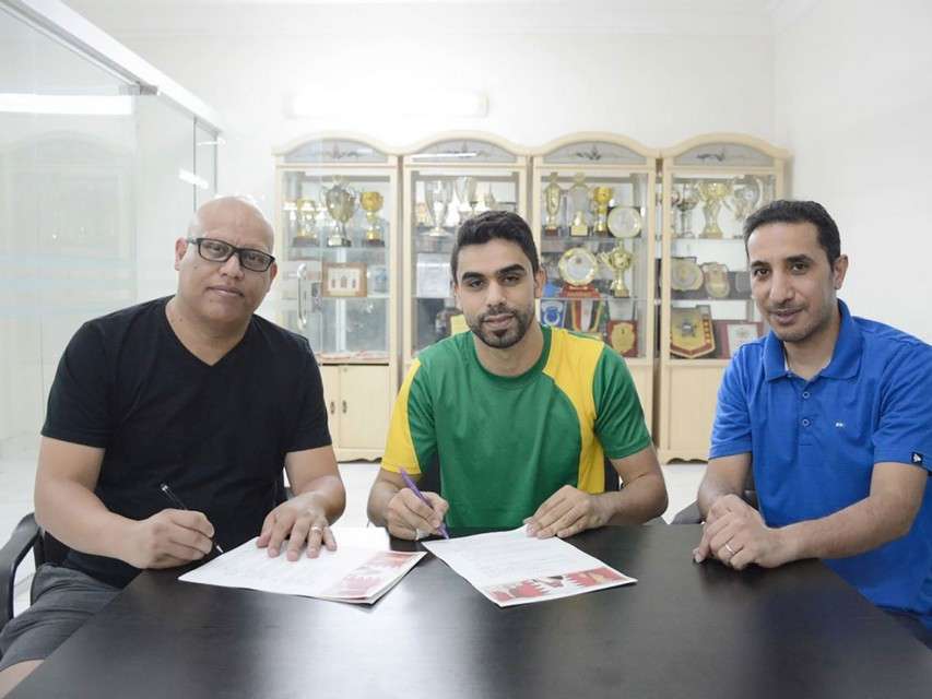 أثناء تجديد العقد