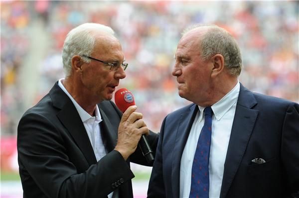 بيكينباور وهونيس