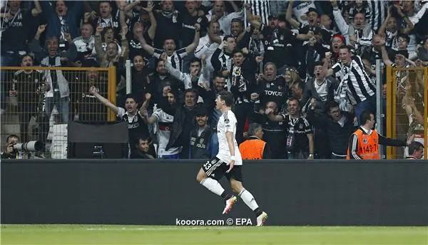 ?i=epa%2fsoccer%2f2016-04%2f2016-04-11%2f2016-04-11-05254611_epa