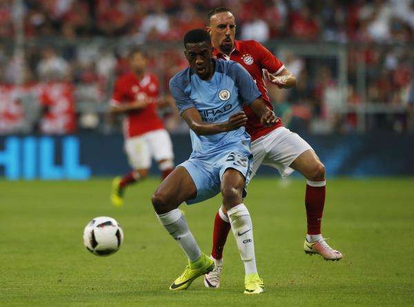 2016-07-20t190559z_112043159_mt1aci14484101_rtrmadp_3_soccer-friendly-bay-mci_reuters