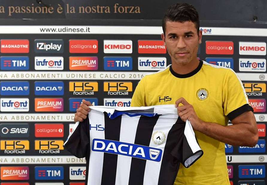 حمدي الحرباوي عند تقديمه اليوم للصحافة الإيطالية