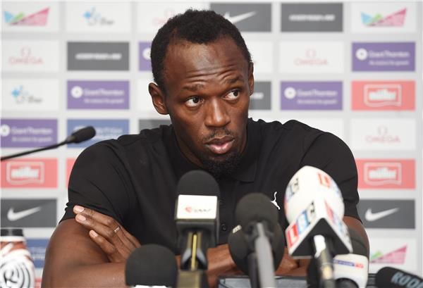 أوسين بولت فى المؤتمر الصحفى 