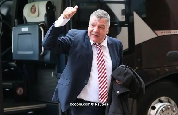 ?i=reuters%2f2016-05-07%2f2016-05-07t130131z_105627691_mt1aci14372023_rtrmadp_3_soccer-england-sun-che_reuters