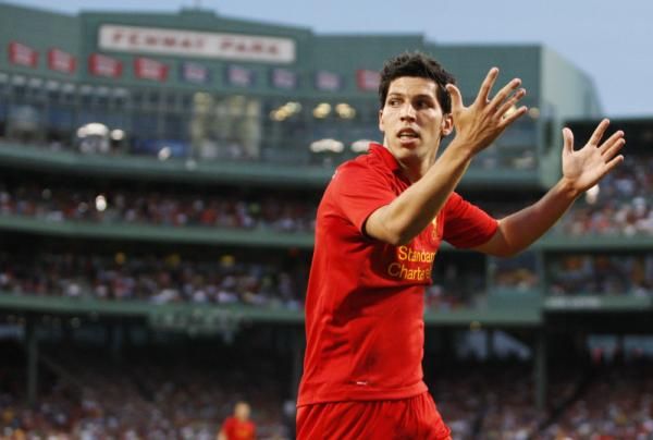 2012-07-26t021713z_1841756051_gm1e87q0seg01_rtrmadp_3_soccer-friendly_reuters