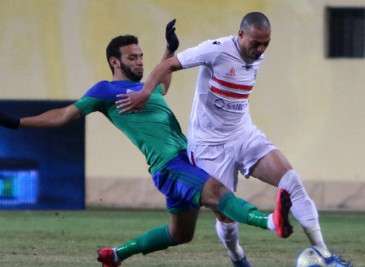 ميدو جابر (يسار)