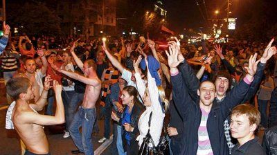 فرحة مشجعي شاختار بالفوز