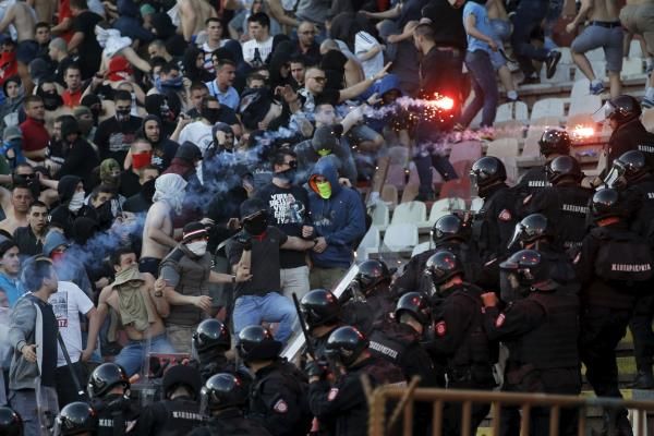 2016-04-16t191040z_1911017235_gf10000384766_rtrmadp_3_soccer-serbia_reuters