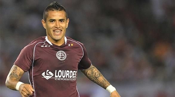 فيكتور أيالا 