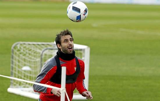 نيكولاس باريخا