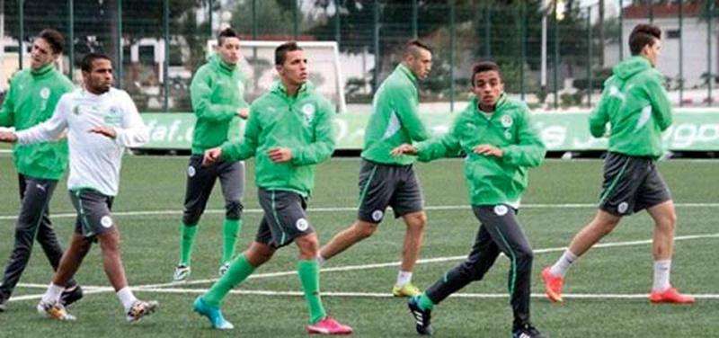 لاعبو الجزائر