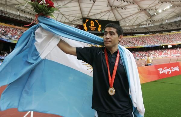 2015-01-26t021807z_786865720_gm1eb1q0sci01_rtrmadp_3_argentina-soccer_reuters