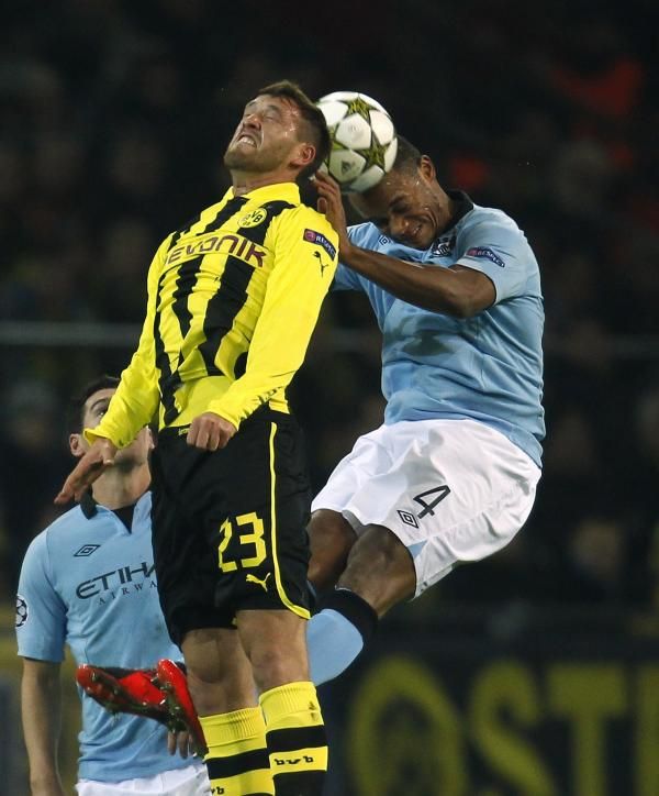 2012-12-04t200155z_2084515073_bm2e8c41mak01_rtrmadp_3_soccer-champions_reuters