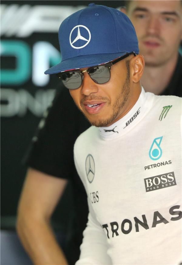  لويس هاميلتون 