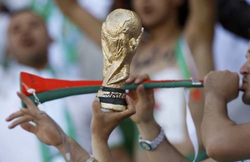 2010-06-13t114027z_01_wca13_rtridsp_3_soccer-world_reuters