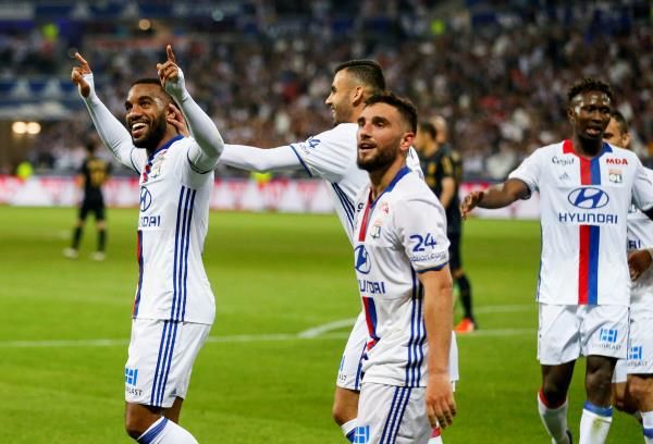 2016-05-07t201324z_1234094033_s1aetcsskiaa_rtrmadp_3_soccer-france_reuters