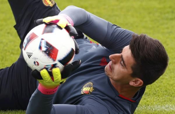 2016-06-30t092937z_209193536_lr1ec6u0qd3k9_rtrmadp_3_soccer-euro-bel_reuters