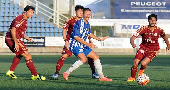 من مباراة الوحدة في معسكر إسبانيا