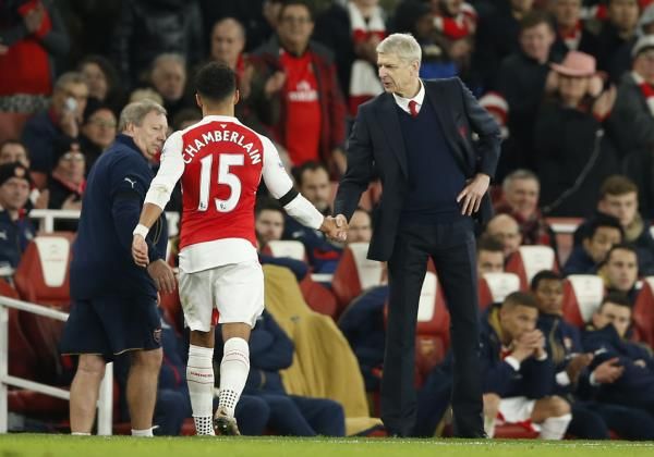 2015-12-28t192305z_94332185_mt1aci14233767_rtrmadp_3_soccer-england-ars-bou_reuters