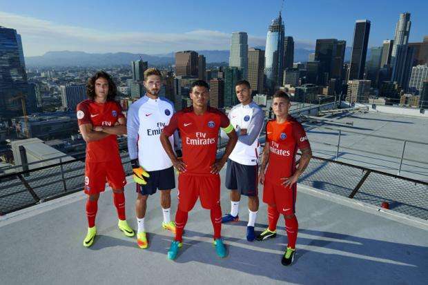 moyen-maillot-psg-away-2016