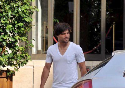 صورة حديثة لدييغو في تورينو بعد عمل الفحص الطبي