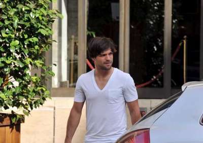 صورة حديثة لدييغو في تورينو بعد عمل الفحص الطبي