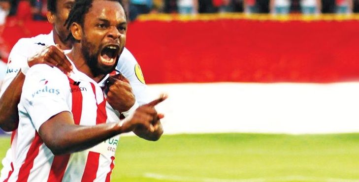 الكاميروني إيتامي 