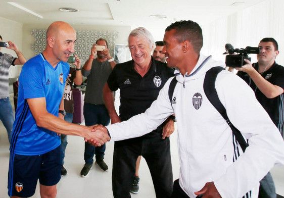 ناني رفقة المدرب أستروبال