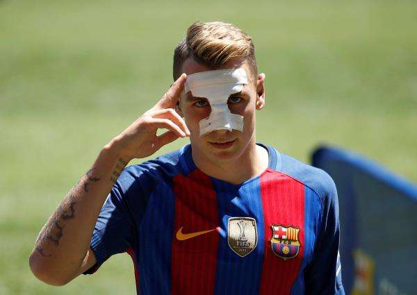 2016-07-14t121937z_731537232_d1betpnjmfaa_rtrmadp_3_soccer-spain-fcb-digne_reuters